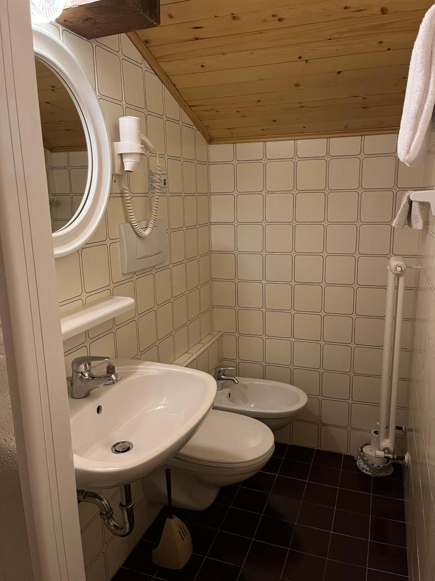 B&B Bucaneve Vigo di Fassa Værelse billede